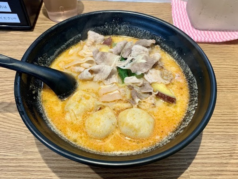 爱上麻辣烫（アイサンマーラータン）