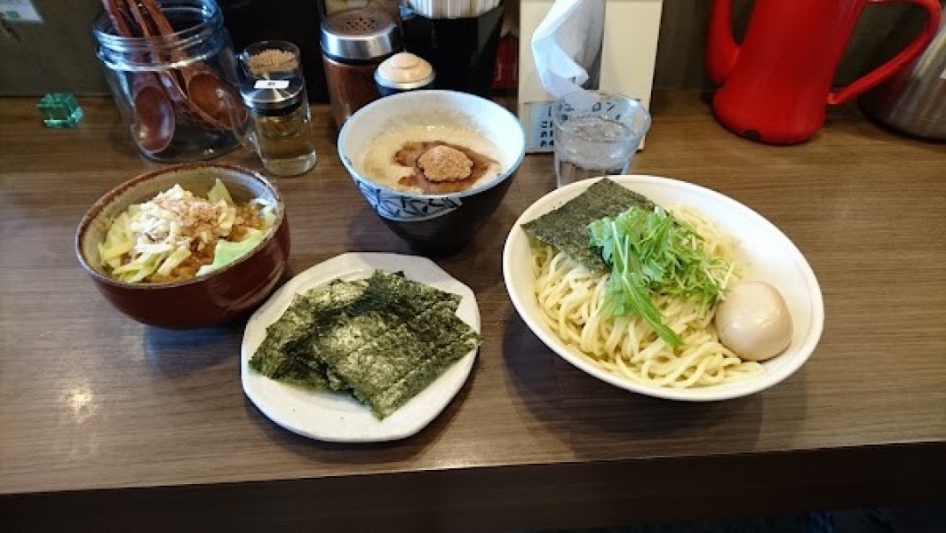 イノショウ