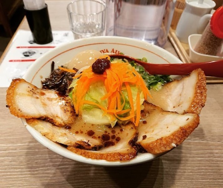 麺也オールウェイズ ココウォーク店