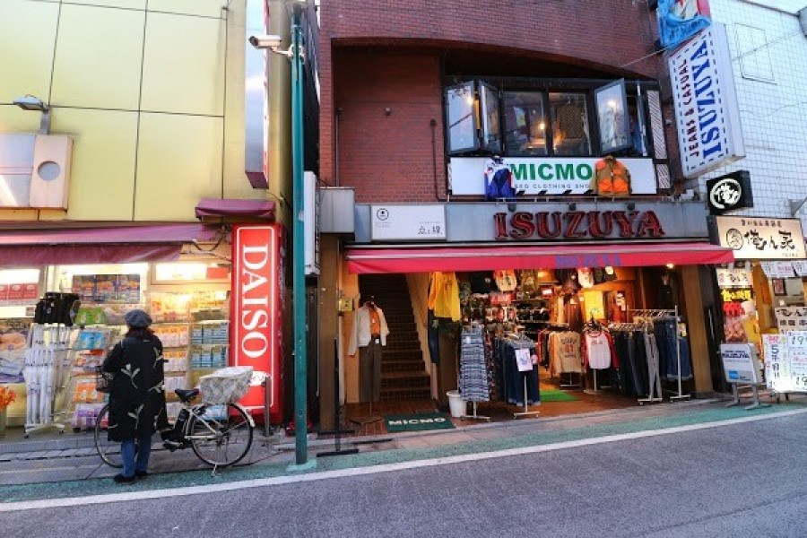 スパイスラーメン 点と線．