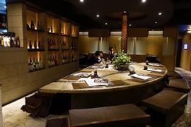 隠れ房 新宿店