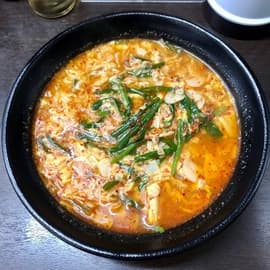 麺屋つつみ 大分中央店