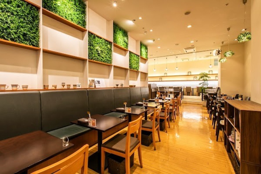 カリィ&カフェ Vajraroad ヴァサラロード アエル店