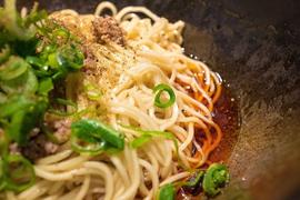 汁なし担担麺専門 キング軒 本通店