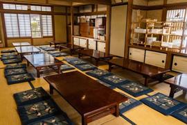 二郎系マシマシ高菜先生 河口湖店