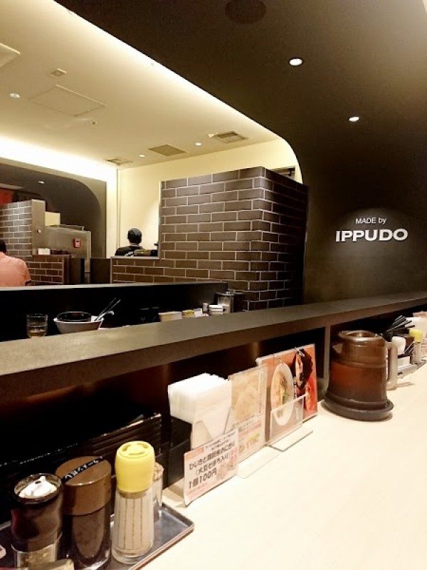 TOKYO豚骨BASE MADE by 博多一風堂 エキュート品川サウス店