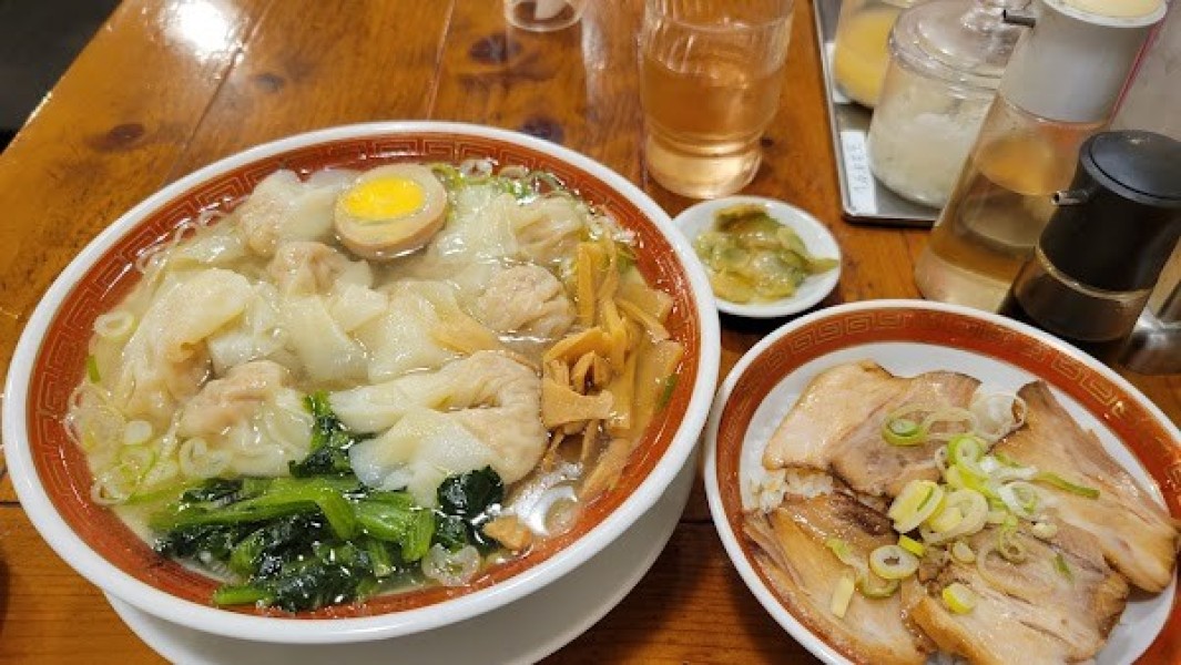 広州市場 新宿東口店