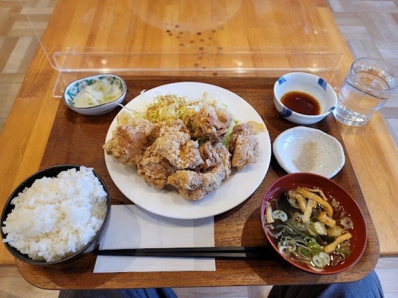 レストラン ほっとす