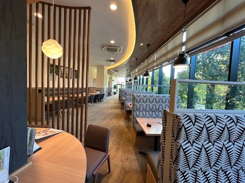 デニーズ 上用賀店