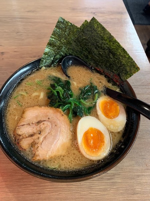 エビ豚骨ラーメン