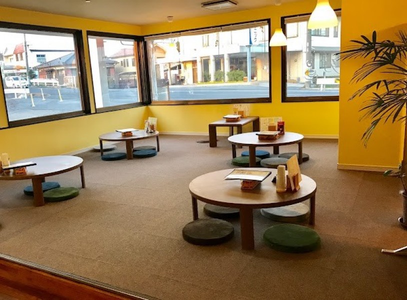 アジアンキッチン ロサ二