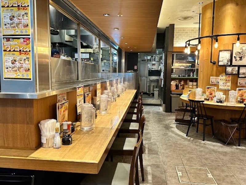 名驛式担々麺 しゃち福