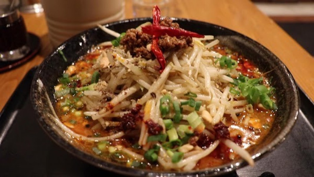 痺れ系ラーメン 隣太郎