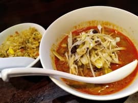 ちー坊のタンタン麺 大名店