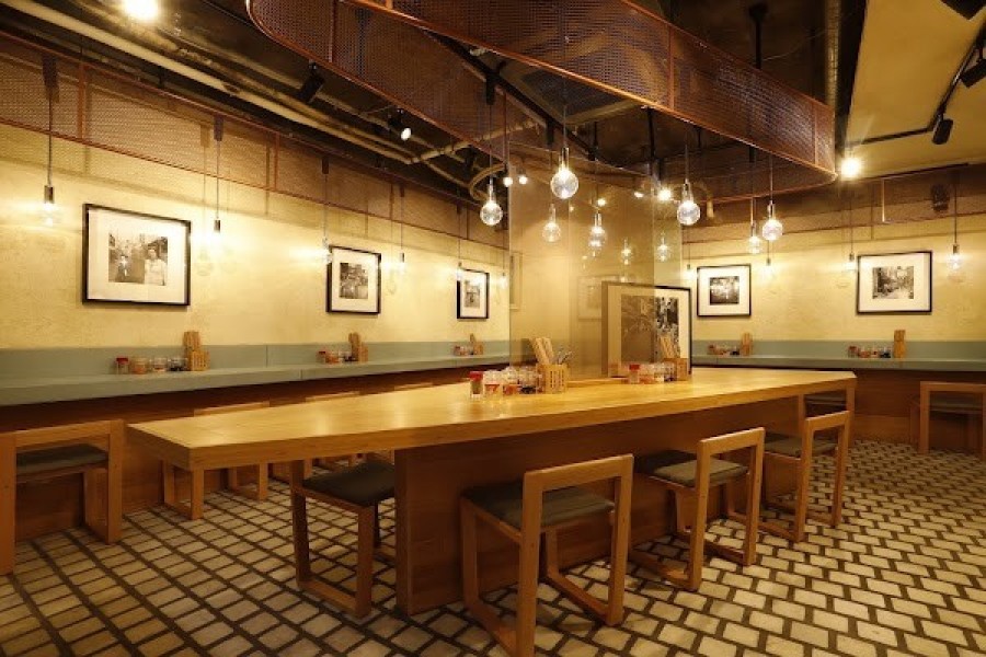 フォーティントーキョー 池袋店