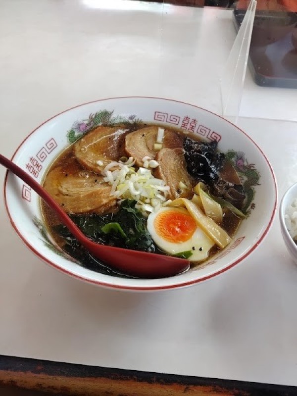 ラーメン秦秦