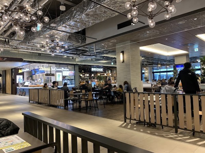 自由ヶ丘 蔭山 有明ガーデン店