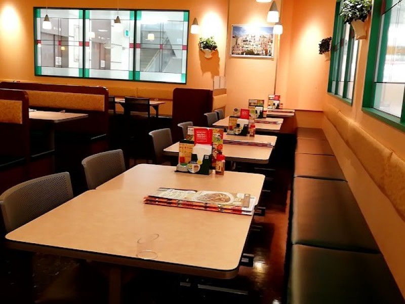 サイゼリヤ イトーヨーカドー屯田店