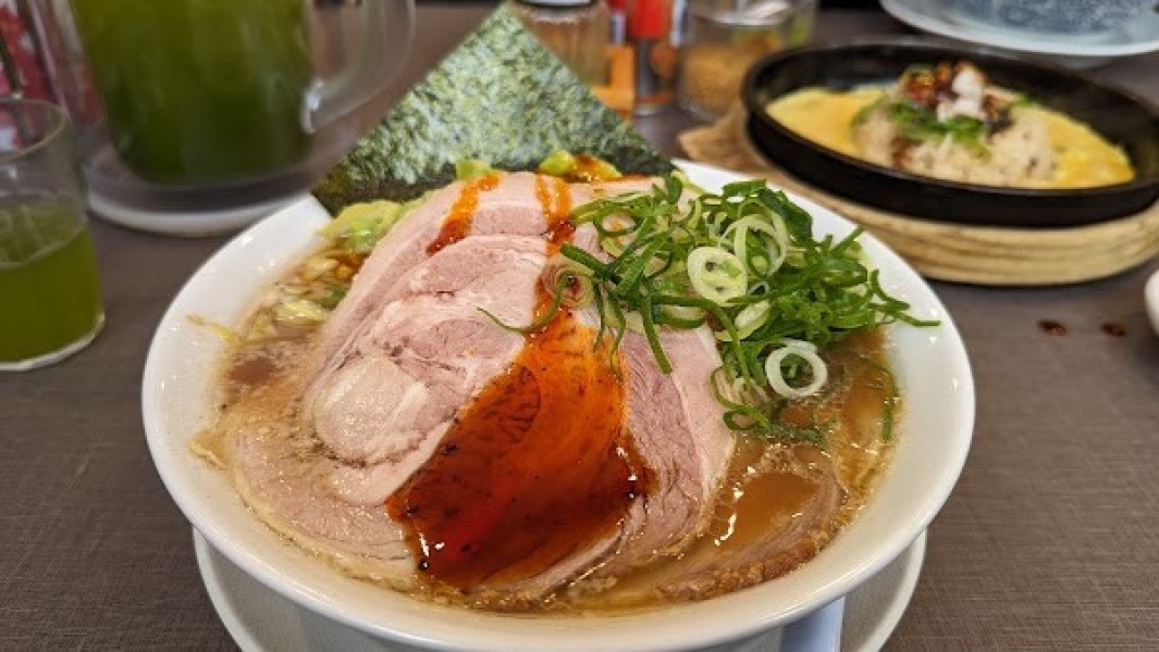 熟成醤油ラーメン きゃべとん 横須賀長坂店
