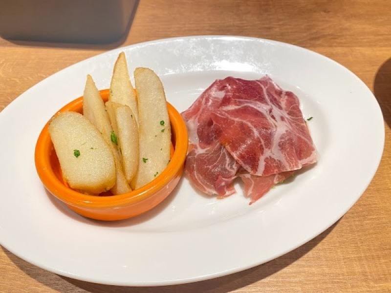 PASTA＆TAPAS PIETRO 池袋店