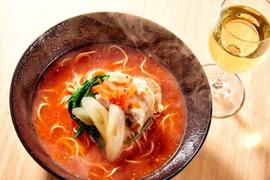 元祖トマトラーメンと辛麺と元祖トマトもつ鍋 三味(333) 古賀駅店