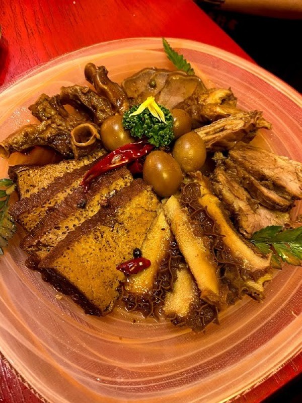 譚鴨血老火鍋 新宿歌舞伎町店