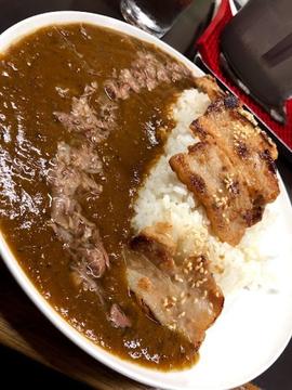 牛すじカレー 小さなカレー家 大久保店