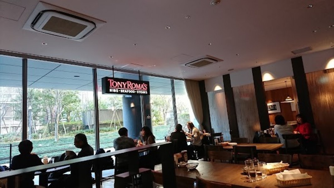 トニーローマ 三番町店