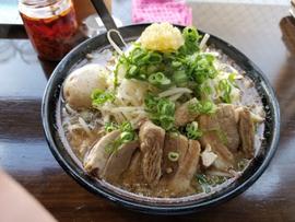 汁なし担々麺 楽