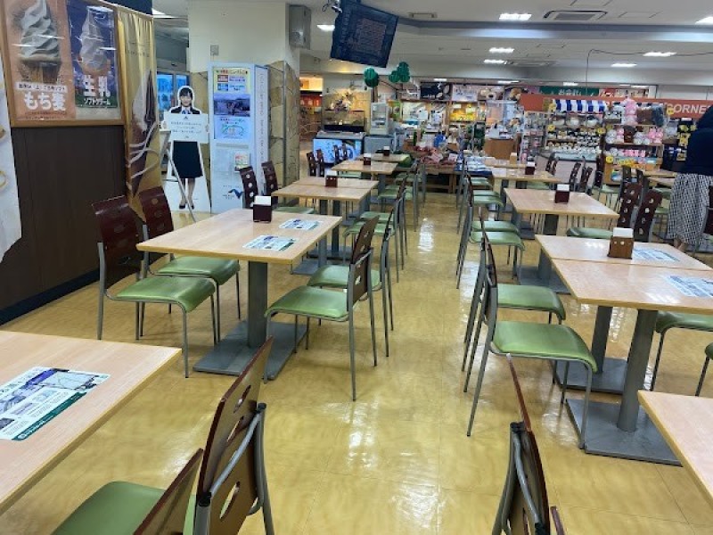 加西サービスエリア フードコート