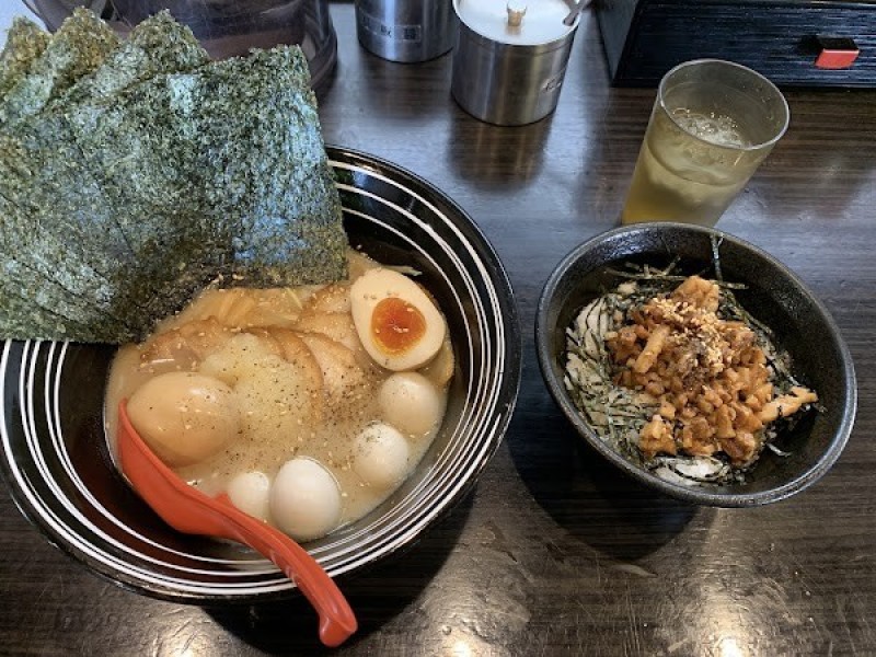 富士家系直壱家 富士総本店