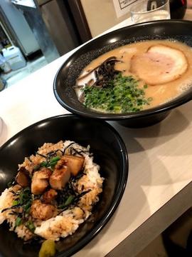 ざいとん 香椎本店