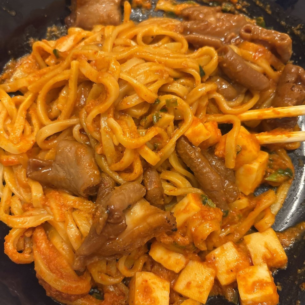 レンジで一撃 蒙古タンメン中本 汁なし麻辛麺