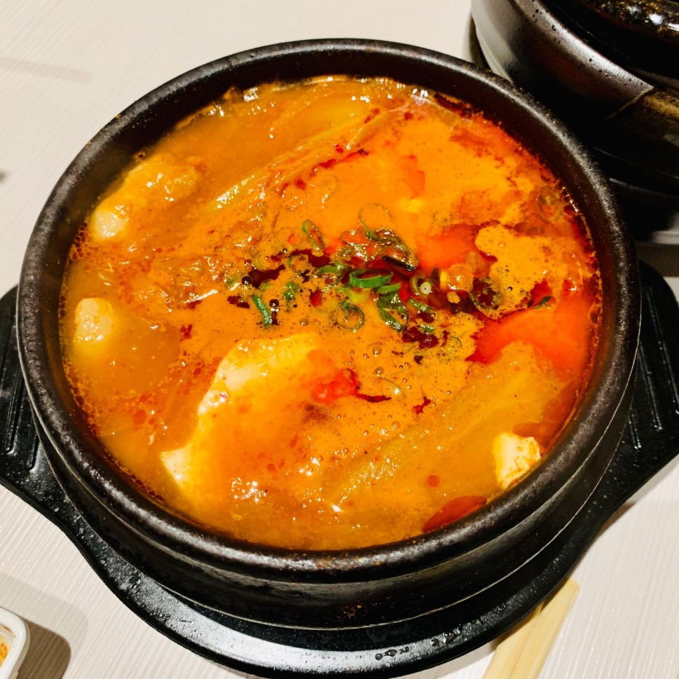 スンドゥブチゲ