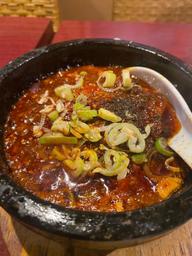頂点石焼麻婆豆腐 激辛 激辛