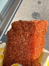 ファミチキ レッド