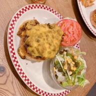 ブットジョロキアチリチーズバーガー 5辛