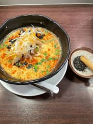 黒胡麻担々麺 大辛