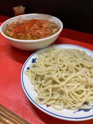 チャーシュー、ヤサイつけメン 辛め