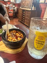 頂天石焼き麻婆豆腐 中辛、激辛，地獄辛