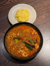 【辛・オブ・ザ・イヤー2025銅賞】たまごとチーズの四川スープカレー激辛春雨入り