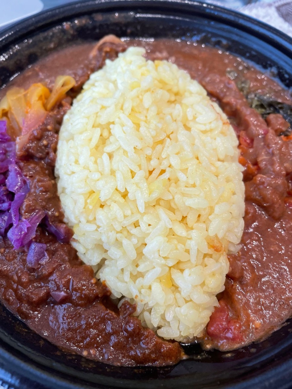 魯珈監修ろかプレート牛肉と鶏肉のあいがけスパイスカレー 辛さレベル3