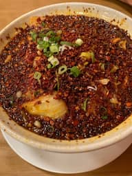 ラータン刀削麺入り