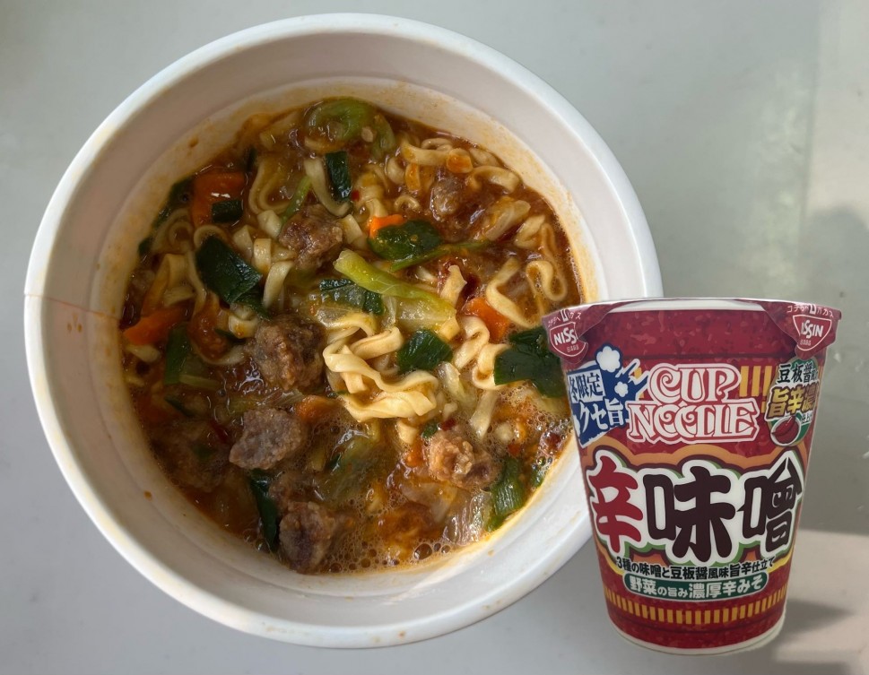 カップヌードル辛味噌