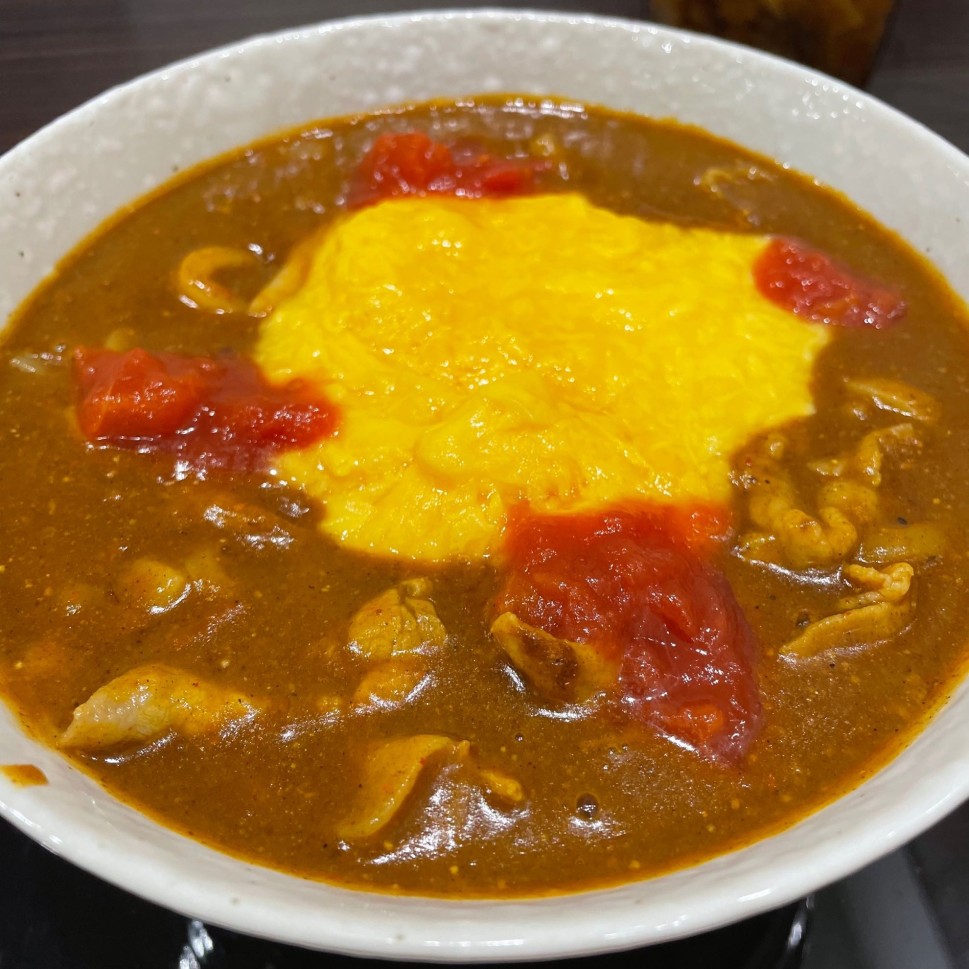 とろとろたまごのスパイシートマトカレーうどん 10辛