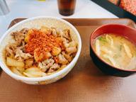 にんにくファイヤー牛丼