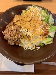 牛あいがけタコライス