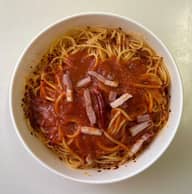 辛辛辛いトマトソースパスタ