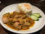 チキンのスパイシーハーブ炒め 1.5辛