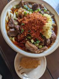 肉肉うどん 中